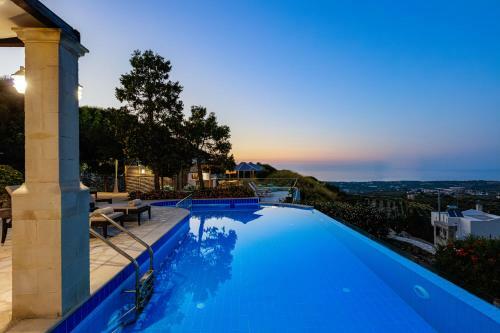 Keano Villa, Impeccable Panoramic Views