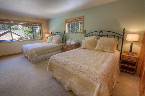 Lupine Lodge By Lake Tahoe Accommodations