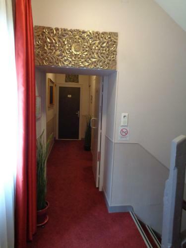 Hotel De Montaulbain