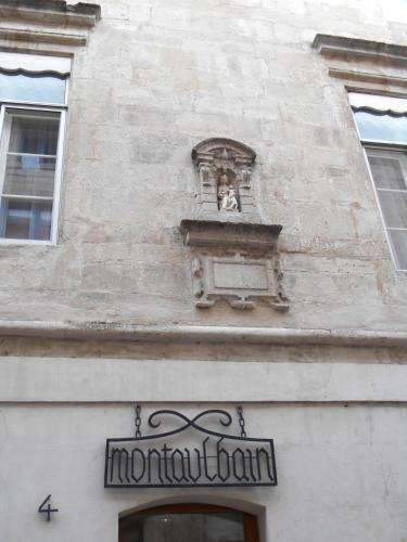 Hotel De Montaulbain