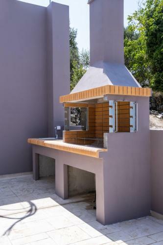 Villa Karouzo - With Private Pool