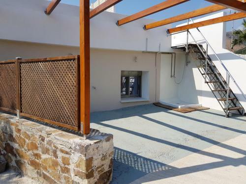 Colimbos Accommodation, 2 Min From The Beach