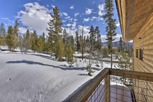 Grand Lake Cabin With Deck, Grill And Mtn Views!