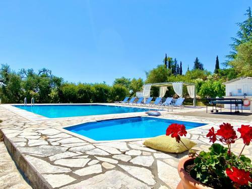 Villa Kessar St Stephanos With Private Pool