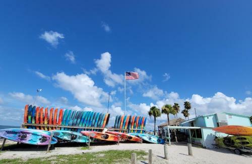 New Sandy Villa Retreat On Dunedin Causeway