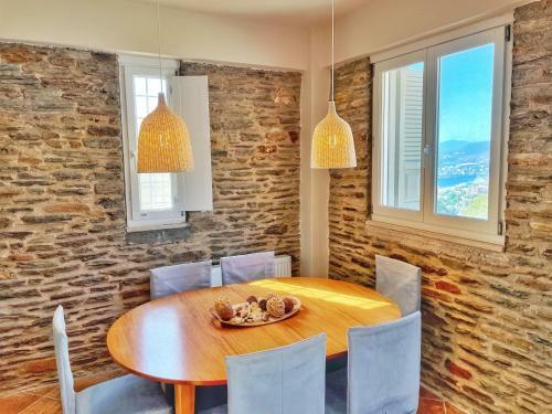 Apartamento Spacious & Cozy Flat - 5 Mins To Batsi Bay