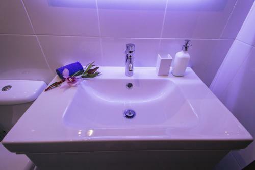 Apartamento A Duplex Appartment (90m2) In The Forum Mall Area
