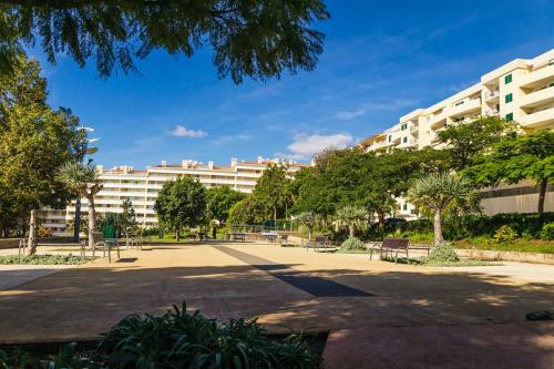 Apartamento A Duplex Appartment (90m2) In The Forum Mall Area