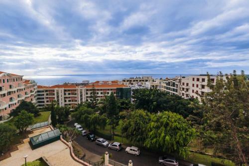 Apartamento A Duplex Appartment (90m2) In The Forum Mall Area