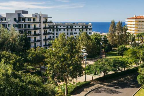Apartamento A Duplex Appartment (90m2) In The Forum Mall Area