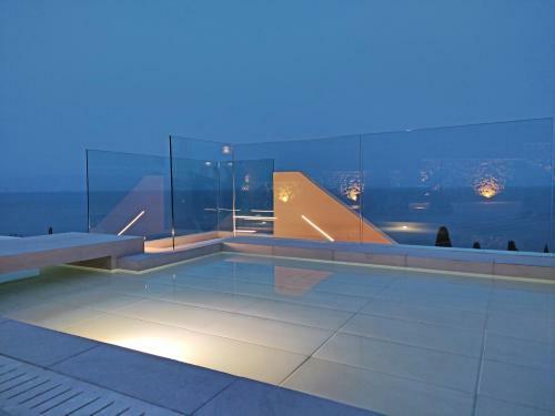 Villa Sea & Cliff Luxury Suites By Corfuescapes