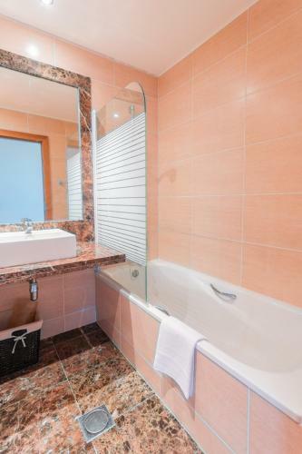 Flh Funchal Green Park Apartment With Pool
