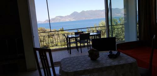 'magic Of Nature' Cottage With A Breathtaking View