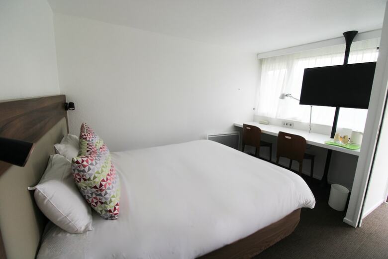 Hotel Campanile Melun Senart - Vert-saint-denis