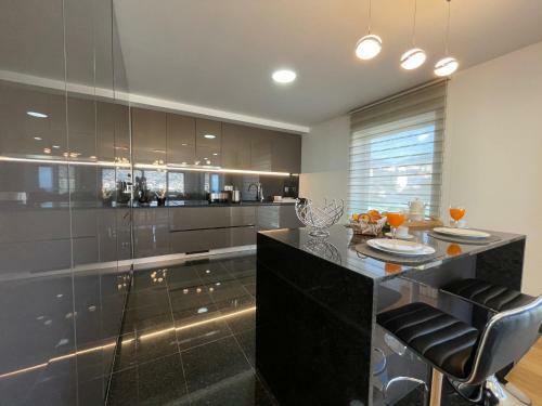 Barreiros Luxury Apartment (Sea View)