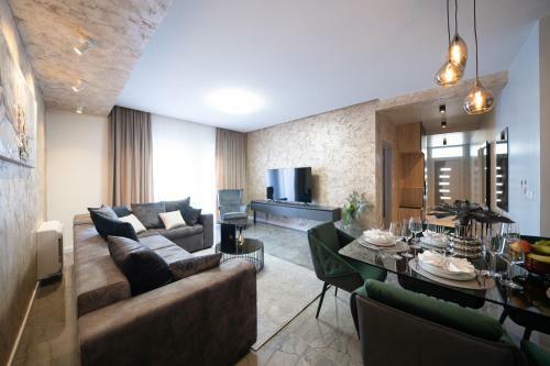 Apartamentos D-palace-lux