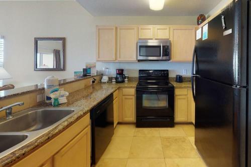 209 - Palms Of Treasure Island Resort