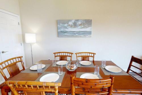 209 - Palms Of Treasure Island Resort