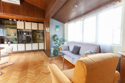 Sea And Lemon Tree Apartment