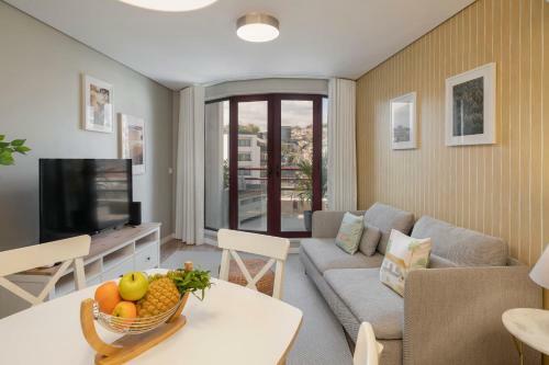 The Mountain Apartment By An Island Apart