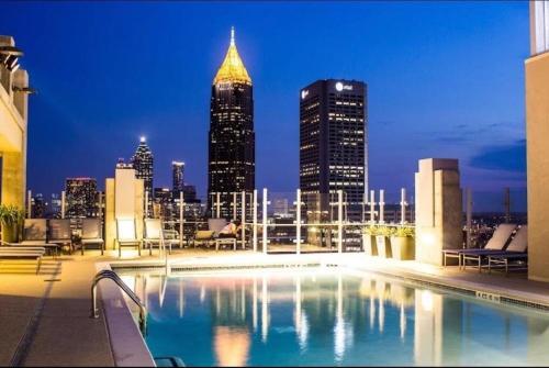 Midtown Luxury Loft Apartments With City Views