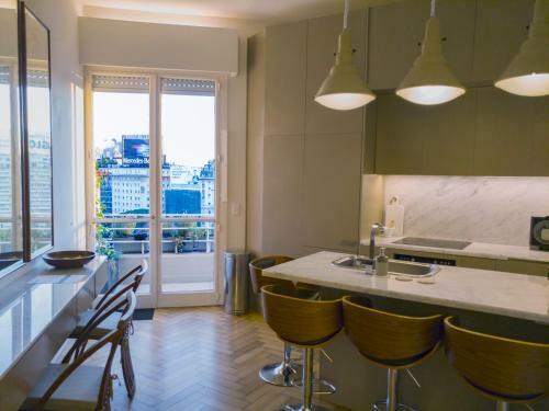 Apartamento Penthouse Frente Al Obelisco Con Terraza