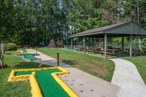 Deer Run Hillside Retreat