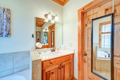 Deer Run Hillside Retreat