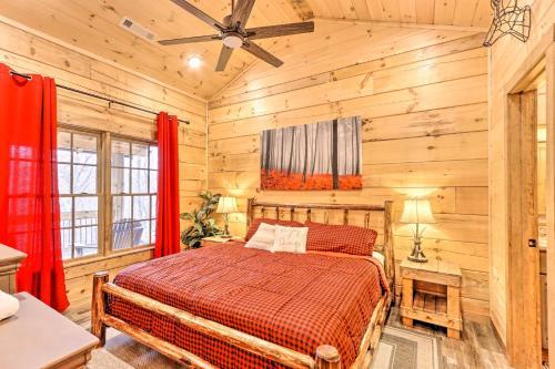 Amazing Foxwood Cabin With Hot Tub And Fire Pit