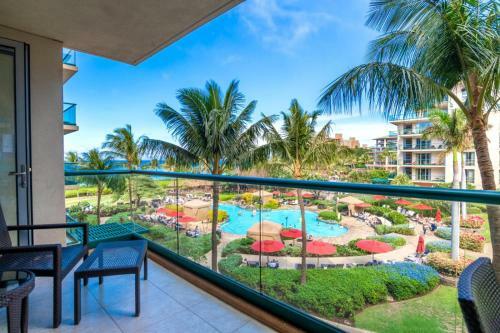Apartamento K B M Resorts- Hkh-305 Large 2bd, Chefs Kitchen, Ocean Views, Easy Beach Pool Access
