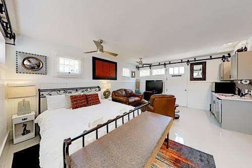 Drayton Place Annex 1