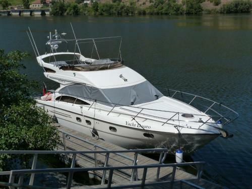 Yacht Douro