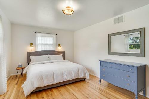 Brilliant & Spacious Home By Historic Train Depot