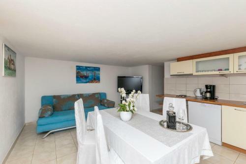 Apartments Dragica