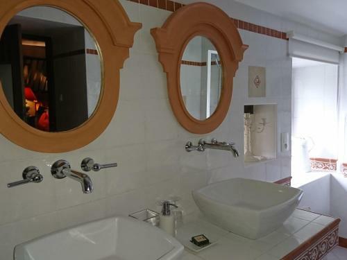 Hostal Moulin Rouhaud