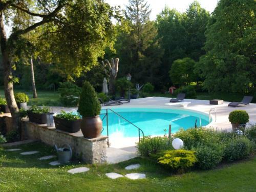 Hostal Moulin Rouhaud