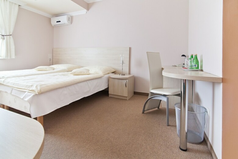 Hotel Dom Nad Rzek?