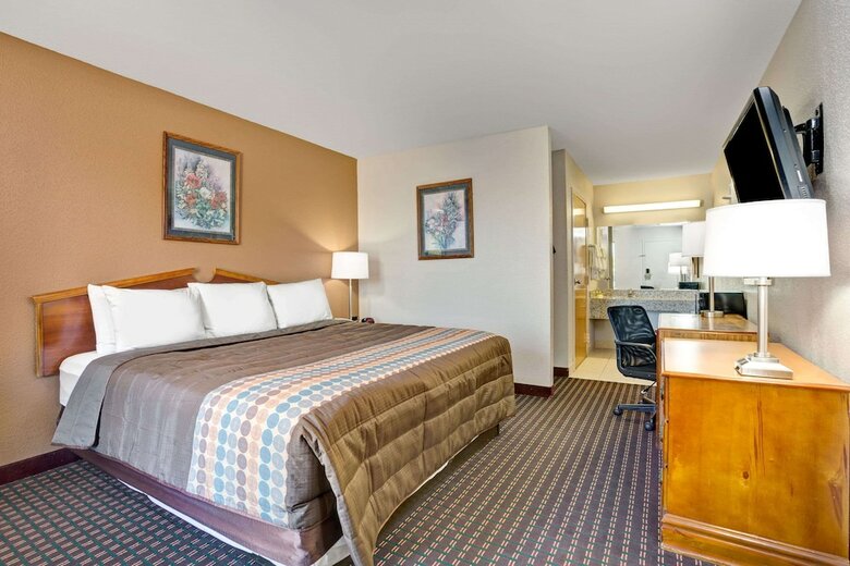 Motel Days Inn Hernando