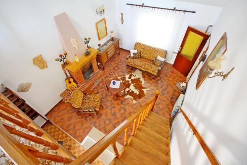 House Uzejra