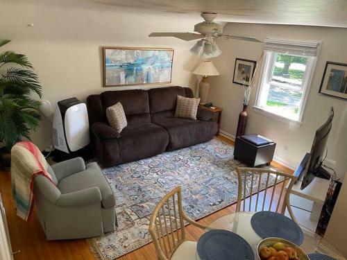 Apartamento Sunlight Splendor Suite At Twin Oaks Inn