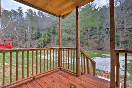 Beattyville Cabin About 24 Mi To Red River Gorge!