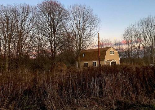 Monarch Landing-brand New Luxury House -waterfront