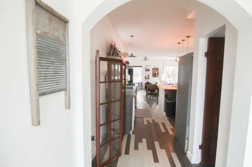 Monarch Landing-brand New Luxury House -waterfront