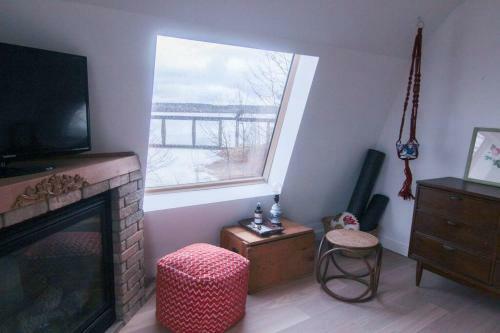 Monarch Landing-brand New Luxury House -waterfront
