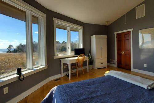 Round House -- Panoramic Views -- Chesapeake Bay