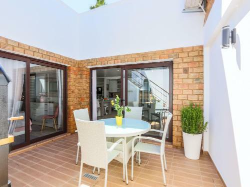 Luxury Apartment, 3 Min Walk To The Beach, Albufeira