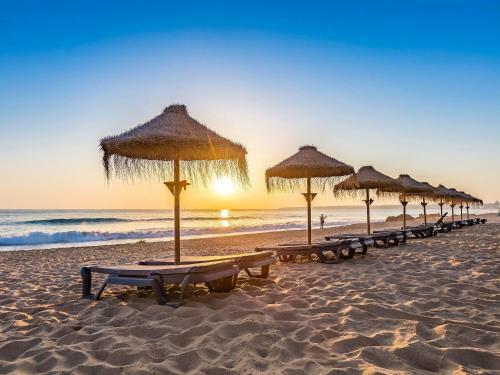 Luxury Apartment, 3 Min Walk To The Beach, Albufeira