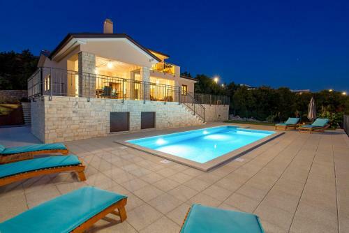 Villa Teza, Brand New, 8 Guests, Amazing View