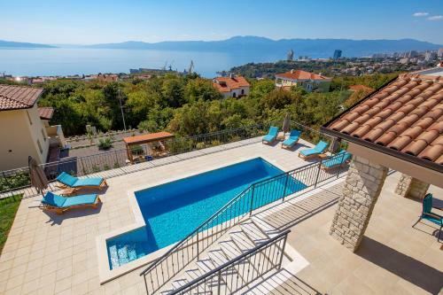 Villa Teza, Brand New, 8 Guests, Amazing View