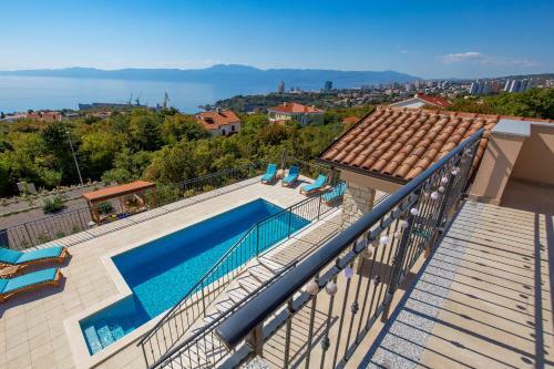 Villa Teza, Brand New, 8 Guests, Amazing View